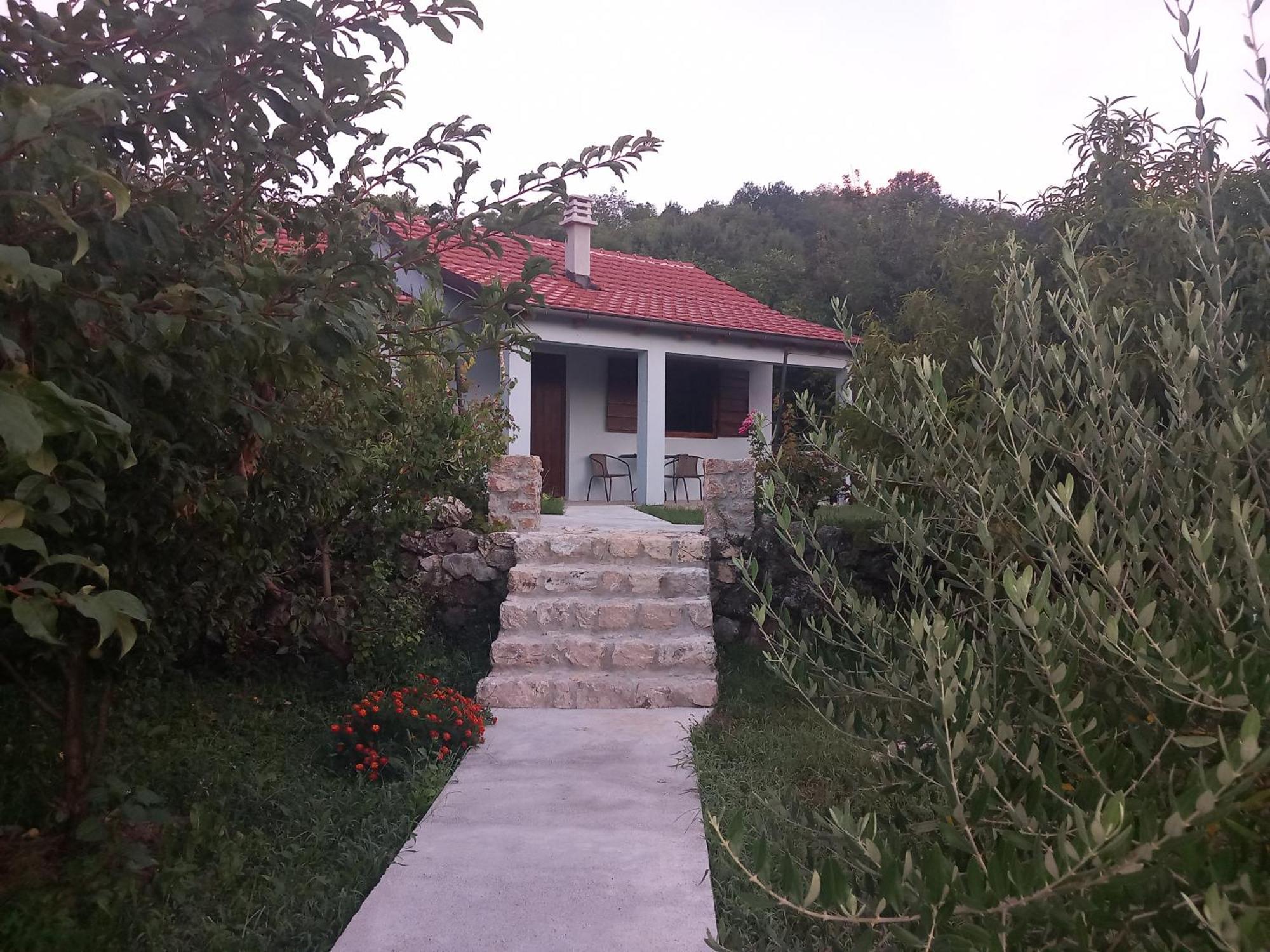 Rijeka Crnojevića Rustic Village House 4 מראה חיצוני תמונה